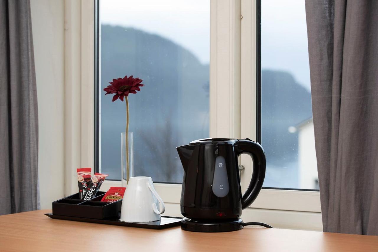 Grand Hotell Sauda Budget Eksteriør billede