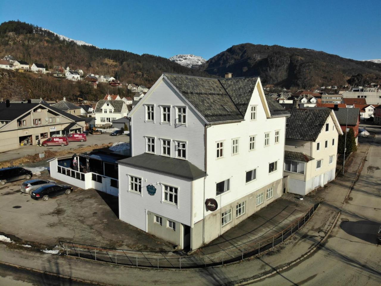 Grand Hotell Sauda Budget Eksteriør billede